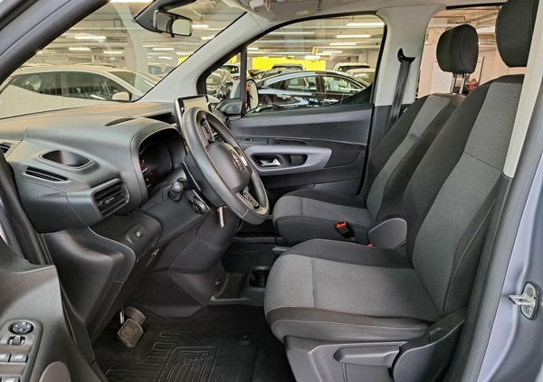 Toyota Proace City Verso cena 94900 przebieg: 146315, rok produkcji 2020 z Kraków małe 529